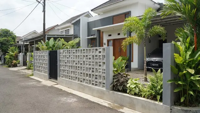 Roster Pagar Rumah