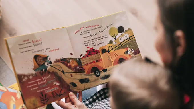 Kerja Sama dengan Komunitas Buku Berkaki, Happy Meal Book Box Kumpulkan 210 Ribu Buku