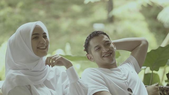 [Fimela] Citra Kirana dan Rezky Aditya