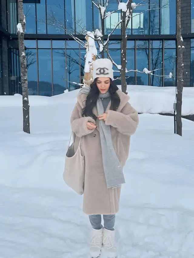 Artis Tanah Air Liburan Musim Dingin hingga Bersalju ke Luar Negeri.