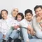 Fairuz A Rafiq & Sonny Septian Beri Karyawan Kado Ultah Tiket Konser BTS