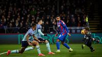 Momen Arsenal kalahkan Crystal Palace dengan skor 5-1 di ajang Liga Inggris 2024/2025. (Glyn KIRK / AFP)