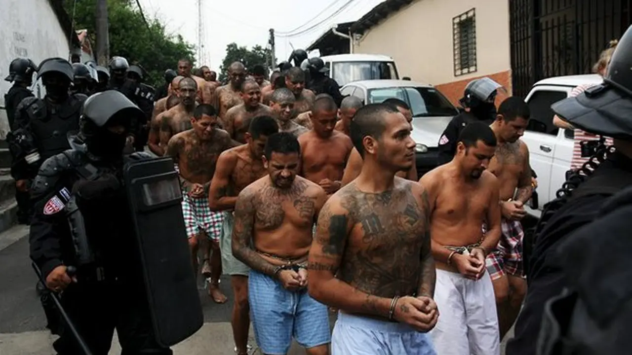 Hancurkan Geng Sadis di 7 Penjara, El Salvador Berstatus Darurat