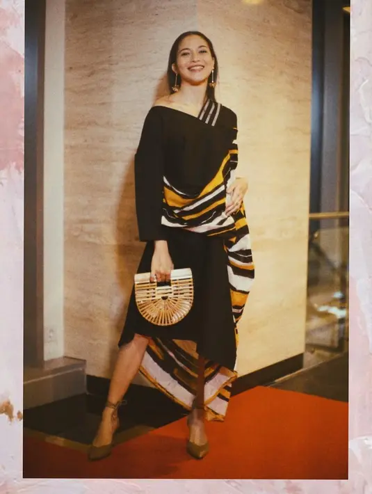 (Instagram/putrimarino)