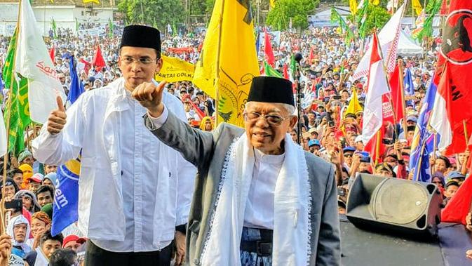Kampanye terbuka cawapres Ma'ruf Amin dan mantan Gubernur NTB Tuan Guru Bajang (TGB) Muhammad Zainul Majdi di Lapangan Nasional Selong, Lombok Timur, NTB, Selasa (2/4/2019). (Liputan6.com/Putu Merta Surya Putra)