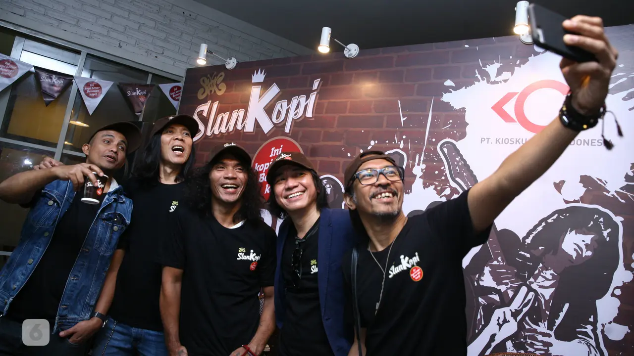 [Bintang] Ini Cara Slank untuk Meningkatkan Taraf Hidup Masyarakat Indonesia