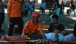 Korban Gempa NTT Dievakuasi Pakai Helikopter