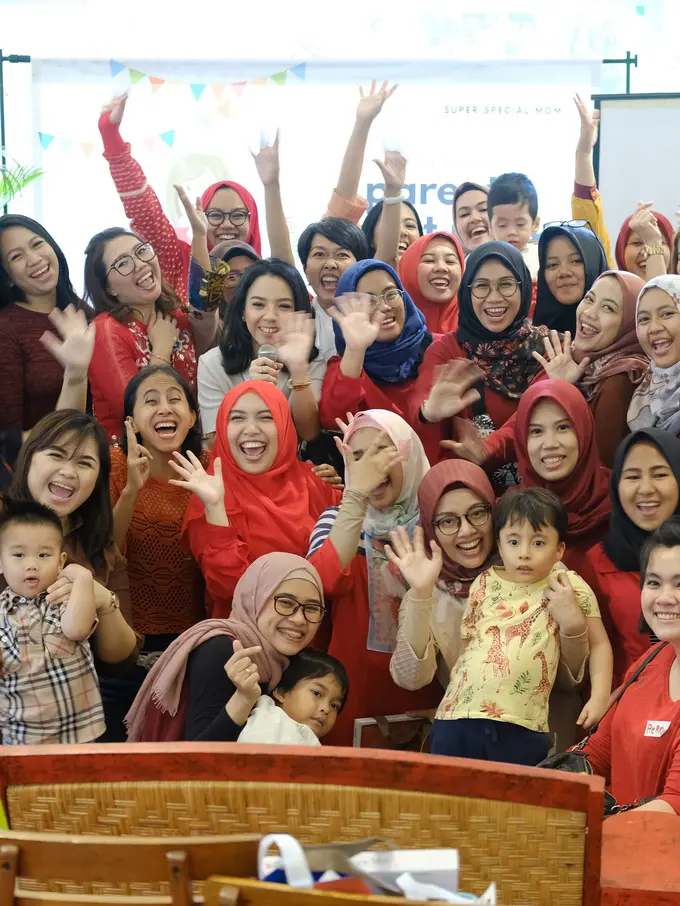 Super Special Mom: Kumpulan Para Ibu Hebat dengan Anak-anak Istimewa
