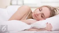 Jika memiliki problem sulit tidur pada malam hari, mungkin cara ini dapat membantu. Anda dapat tertidur dalam waktu 5 menit. (iStockphoto)
