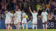 Inter Milan meraih kemenangan 2-1 atas Fiorentina pada laga final Coppa Italia di Stadio Olimpico, Roma, Kamis (25/5/2023) dini hari WIB. Berkat hasil itu, Inter sukses meraih trofi juara Coppa Italia yang kesembilan. (AFP/Alberto Pizzoli)