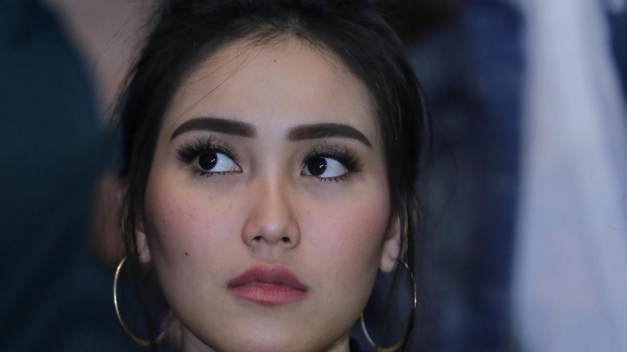 [Bintang] Ayu Ting Ting