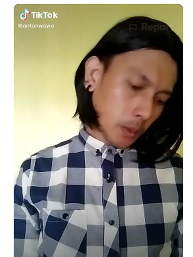 Viral Pria Disebut 'Kembaran' Chef Juna di TikTok, Ini 6 Potretnya