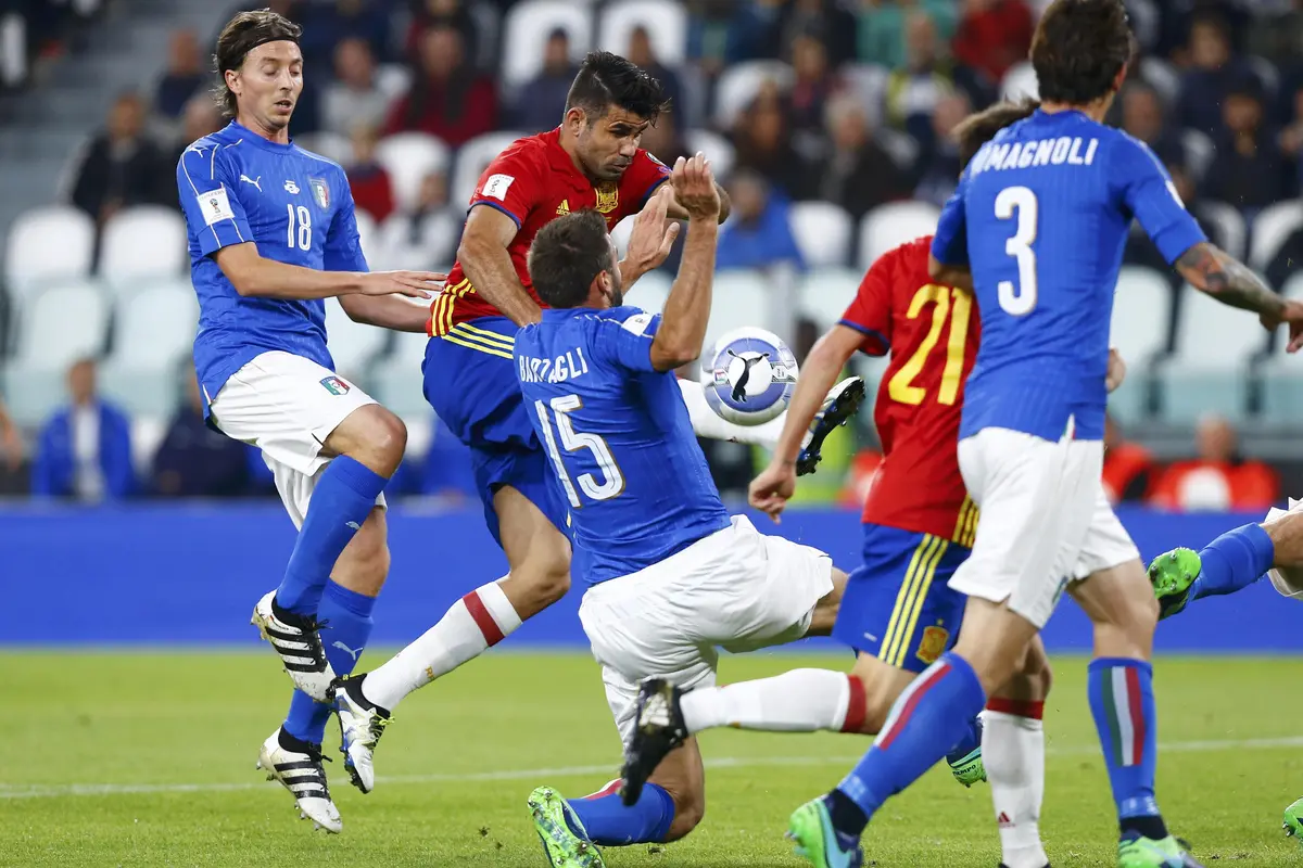 Jalannya pertandingan Timnas Italia kontra Spanyol