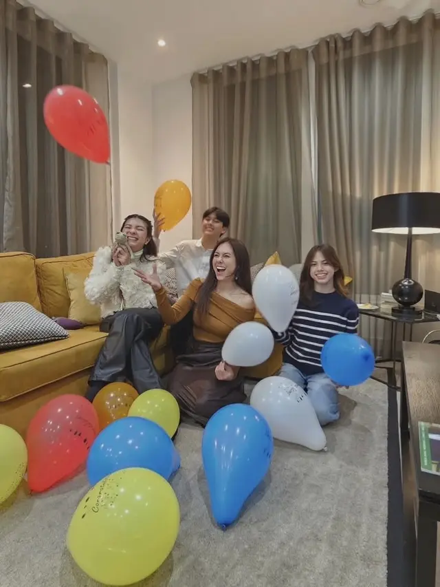 Gaya Artis Tanah Air Rayakan Pergantian Tahun 2024 ke 2025 di Luar Negeri.