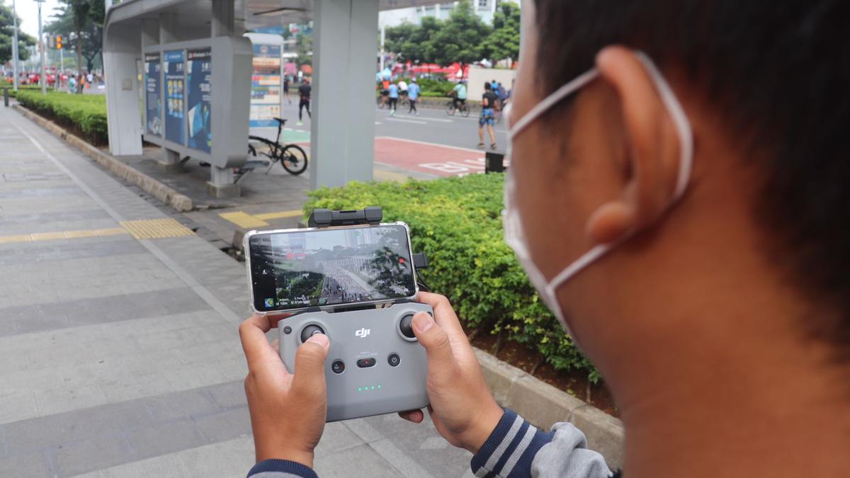 Drone Awasi Warga Buang Sampah Sembarangan Saat CFD Dioperasikan 2 Minggu Sekali