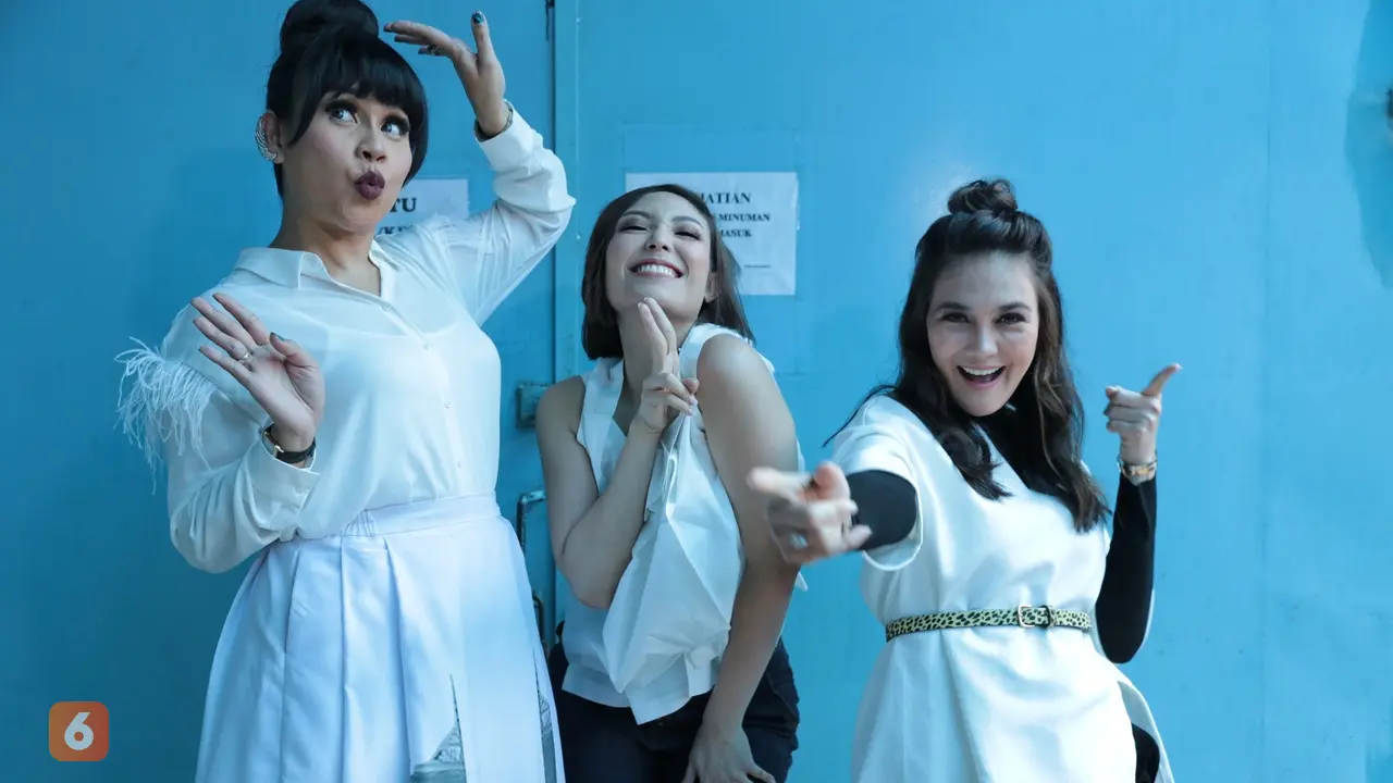 [Bintang] Geng Menteri Ceria