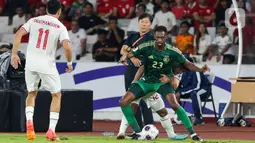 Kemenangan ini membuat posisi skuad Garuda melonjak ke peringkat tiga klasemen sementara Grup C kualifikasi Piala Dunia 2026 zona Asia. (Liputan6.com/Herman Zakharia)