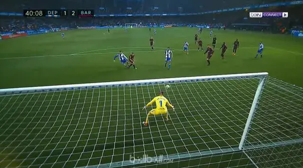 Barcelona mengunci gelar Liga Spanyol usai menaklukkan Deportivo La Coruna 4-2. Lionel Messi menjadi penentu gelar dengan memboron...