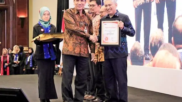 Tiga BUMN mendapatkan apresiasi dari KPK atas upayanya mencegah korupsi melalui Kepatuhan Laporan Harta Kekayaan Pejabat Negara (LHKPN) Tahun 2018. Dok Kementerian BUMN.