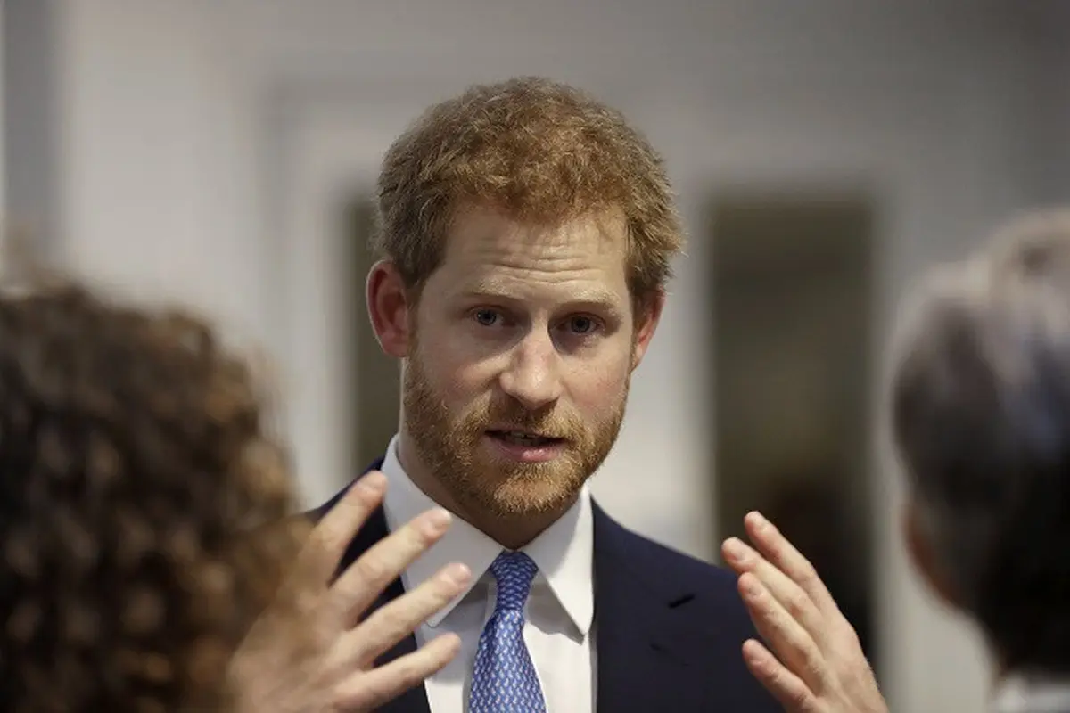 Pangeran Harry bungsu dari pasangan Putri Diana dan Pangeran Charles