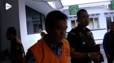 Kejaksaan Negeri Kota Bekasi menahan satu aparatur sipil negara dalam kasus korupsi beras Bulog.