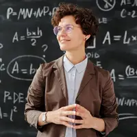 Ilustrasi siswa yang memiliki IQ tinggi (Foto dok : Pexels/Max Fischer).
