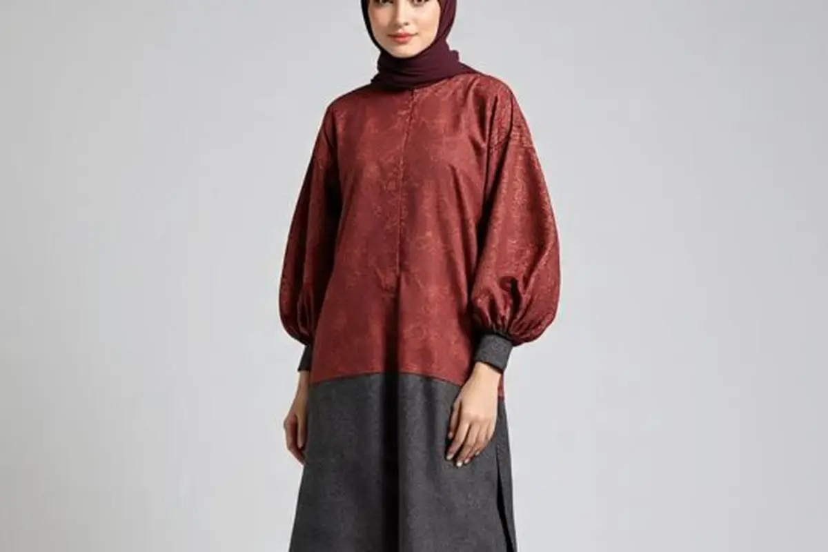 Ilustrasi Tunik Batik Lengan Balon (Sumber Gambar: Meta AI)