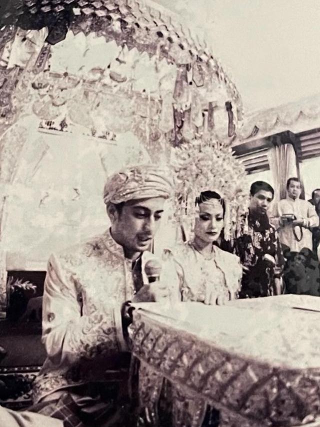 Potret Ersa Mayori dan suami saat ijab kabul (Sumber: Instagram/ersamayori)