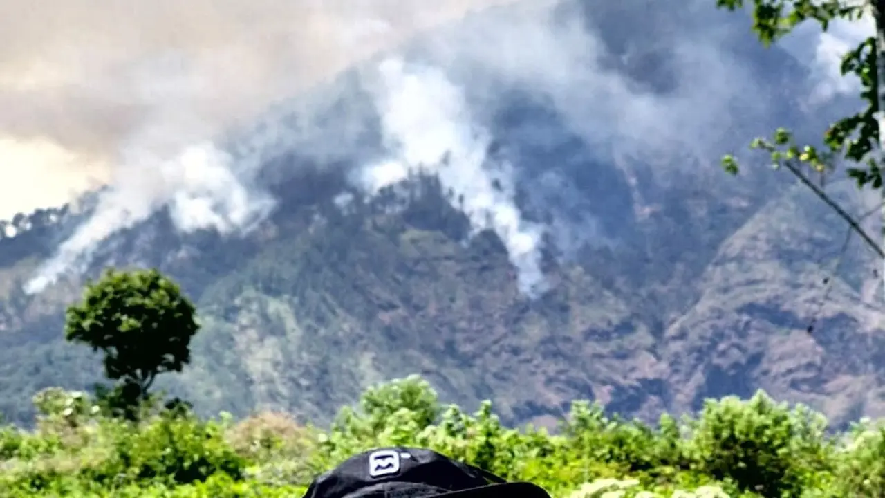 Kebakaran di Gunung Kawi