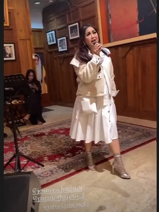 Perayaan Ulang Tahun ke-63 Jenny Rachman (Foto: Instagram/@isdahlia)