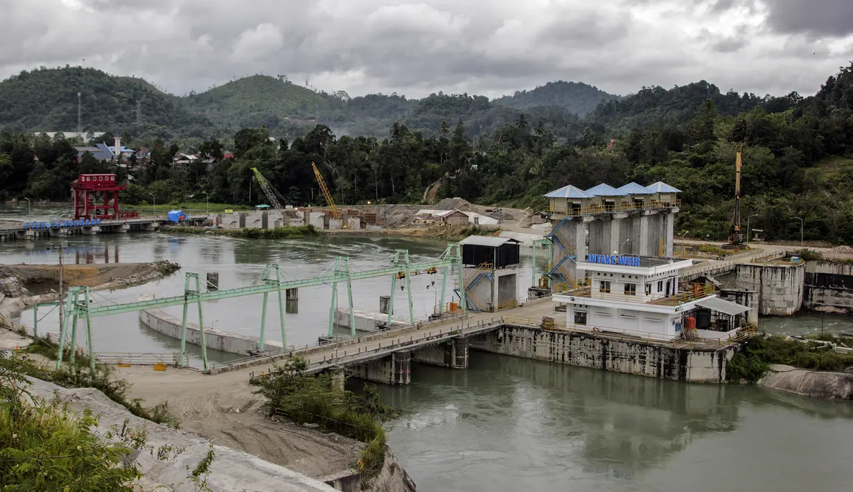 Pembangkit Listrik Tenaga Air (PLTA) Poso di Poso, Sulawesi Tengah, Jumat (25/2/2022). Pengoperasian PLTA Poso dan PLTA Malea mendukung pencapaian target energi baru terbarukan (EBT) sebesar 23 persen pada 2025 dan net zero emission 2060. (Dok PLN)