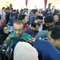 Sekretaris Kementrian Pemuda dan Olahraga (Sesmenpora) Gatot S Dewa Broto saat diwawancarai awak media (Liputan6.com / Nefri Inge)