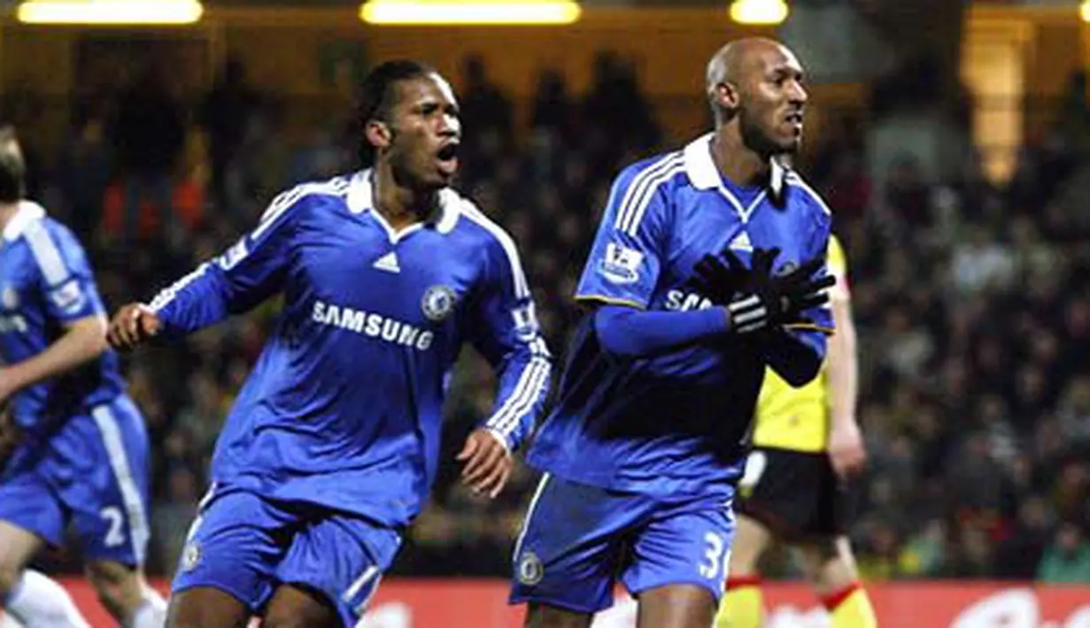 Chelsea's Nicola Anelka celebrates after scoring first goal against Watford as Didier Drogba runs beside during their FA Cup match at Vicarage Road in Watford, on February 14, 2009. AFP PHOTO/Chris Ratcliffe
