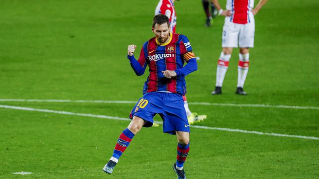 Foto Liga Spanyol: Lionel Messi Gemilang, Barcelona Bantai Alaves