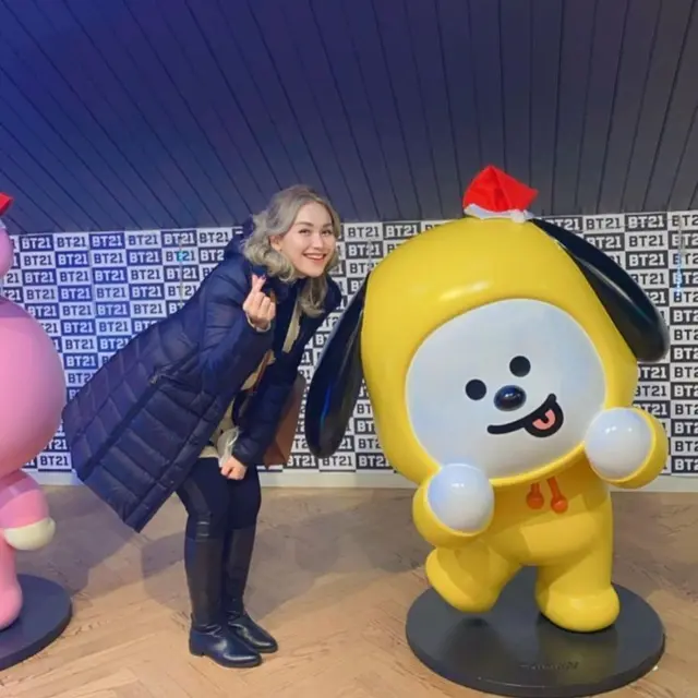 9 Gaya Modis Ayu Ting Ting saat Liburan ke Amerika, Disebut Mirip Eonnie Korea