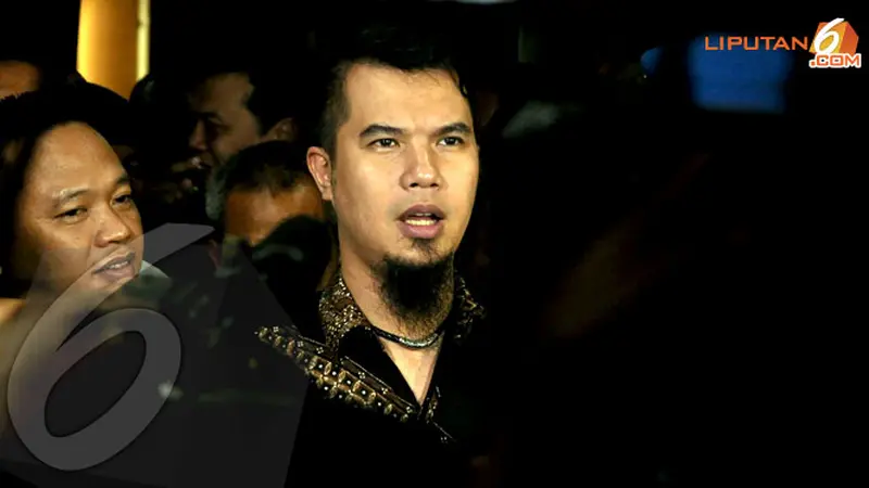 ahmad-dhani-1309141b.jpg