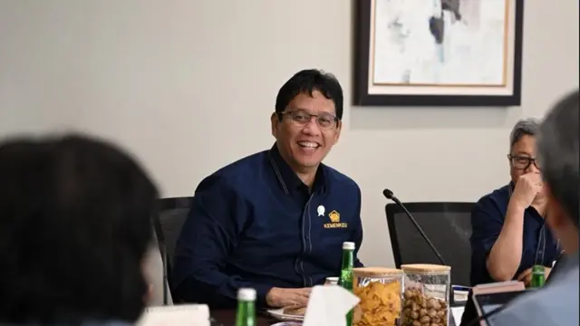 Menteri Keuangan Purbaya Yudhi Sadewa menggelar rapat bersama jajaran PT Sarana Multi Infrastruktur (PT SMI) (Instagram)