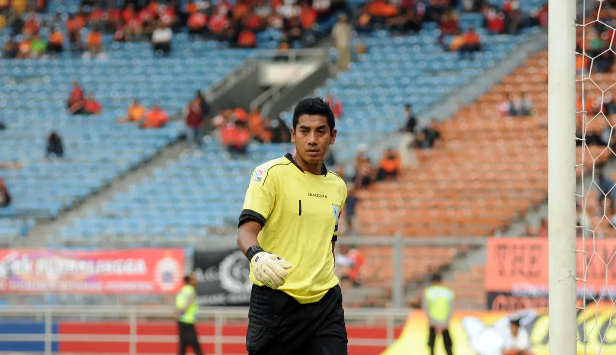 Meski sudah berusia 38 tahun tapi Choirul Huda masih menjadi andalan Persela Lamongan. (Helmi Fithriansyah/Liputan6.com)