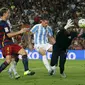 Ivan Rakitic tak mampu manfaatkan peluang (REUTERS/Albert Gea)