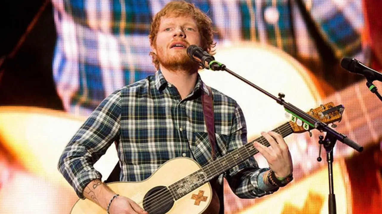 [Bintang] Ed Sheeran