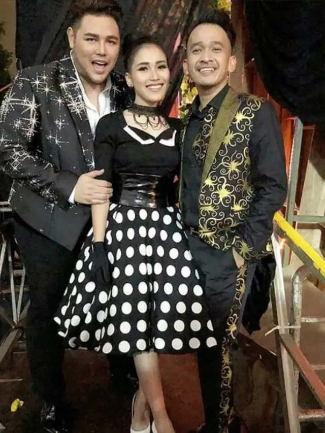 [Bintang] Ayu Ting Ting