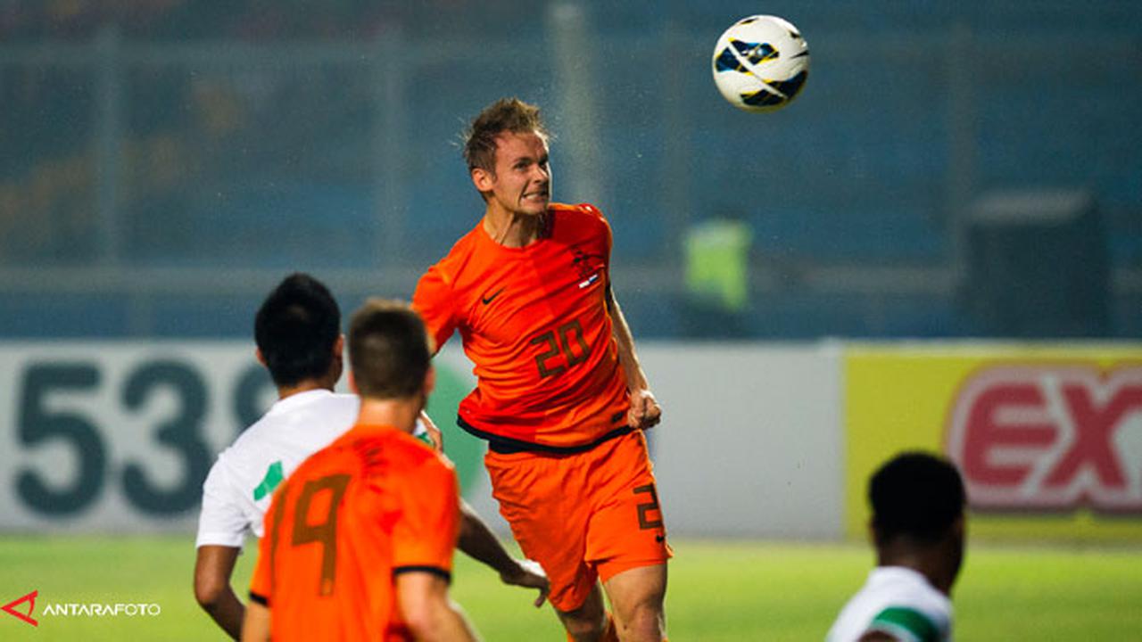 pesepakbola-belanda-siem-de-jong-2-13060