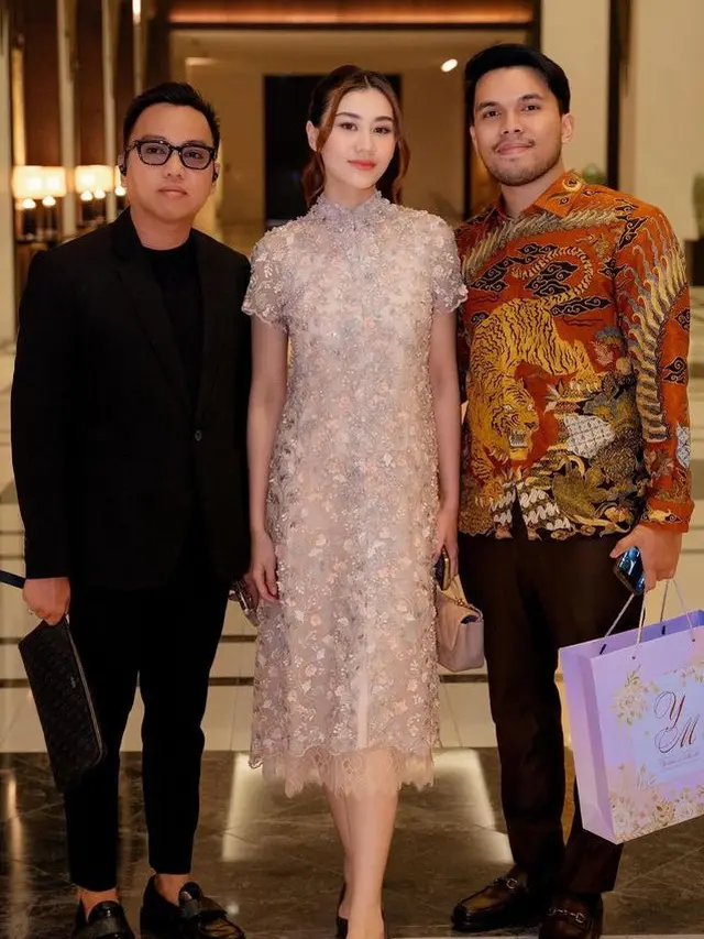 Aaliyah Massaid di Acara Ngunduh Mantu Kakak Fadil Jaidi. [@aaliyah.massaid]