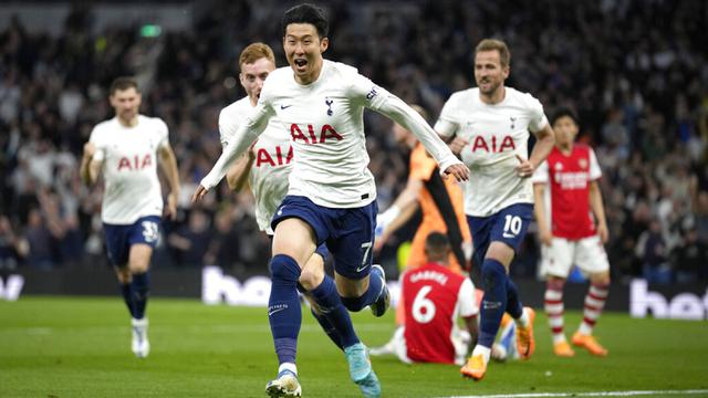 FOTO: Tottenham Hotspur Hajar Arsenal 3-0
