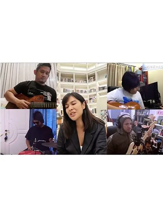 Dian Sastrowardoyo (Instagram/therealdisastr)