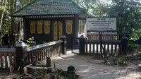 Makam Syekh TGH Ahmat Tretetet di Lombok Barat, NTB. (Liputan6.com/Hans Bahanan)