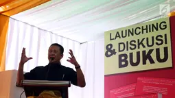 Ketua DPR RI Bambang Soesatyo atau Bamsoet memberi sambutan saat meluncurkan buku berjudul 'Akal Sehat' di Posko Bamsoet, Menteng, Jakarta, Rabu (28/8/2019). Buku ke-15 karya politisi Partai Golkar itu bercerita tentang demokrasi dan kesejahteraan. (Liputan6.com/JohanTallo)