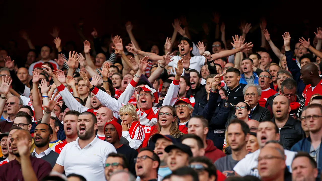 Arsenal Bantai MU 3-0