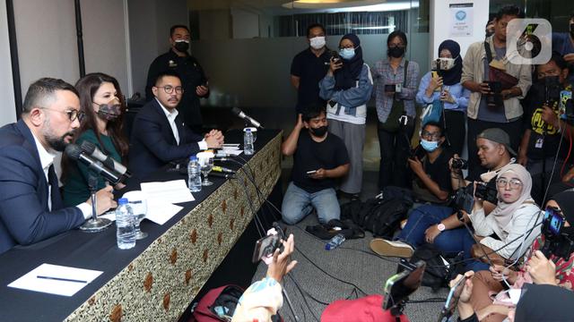 FOTO: Tamara Bleszynski Laporkan Kasus Penggelapan