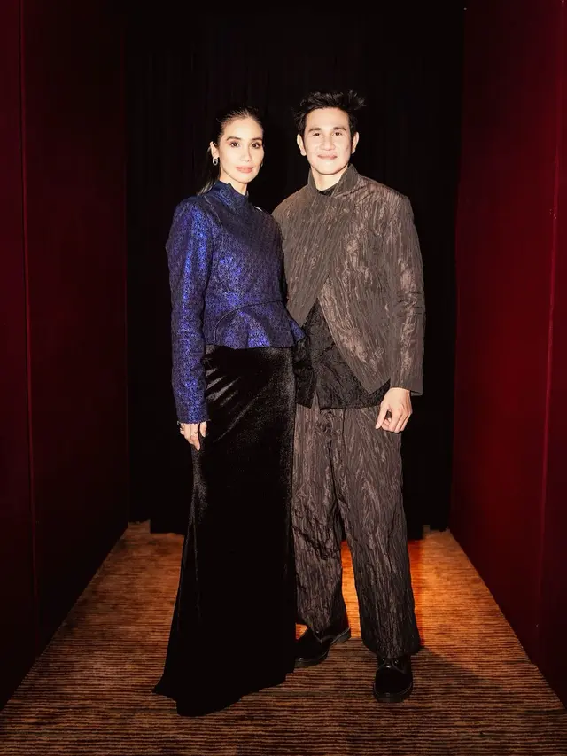 Gaya Bucin Marsha Timothy dan Vino G Bastian Kenakan Beskap, Definisi Couple Goals dengan Busana Kembar